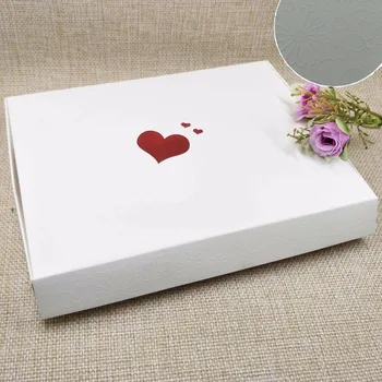 24pcs Vesel Mather Dan POLJE Rdeče Srce Večji Razširitev Poroko Korist Polje Bele Vrtnice Design kartonske Škatle 20x15x2.5 cm