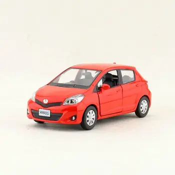 Vroče 1:36 Toyota Yaris/Vitz zlitine model,simulirano vlivanju potegnite nazaj, vrata,darilo za rojstni dan igrače za otroke,brezplačna dostava